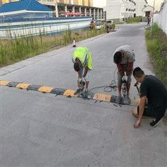 朝中建筑 重庆冷涂划线 公路划线 专业定制设计