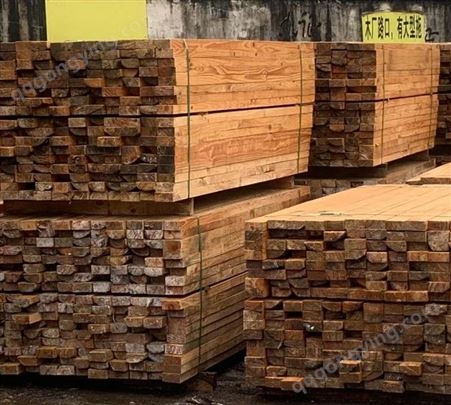 本地松木方 包装木方 建筑木方 工程建筑材料 耐腐蚀 不易劈裂