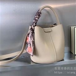 原创直播女包 江苏常州韩版牛皮包包 自制品牌货源