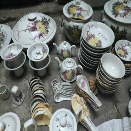 全上海老瓷器回收 上门收购家用老瓷器 老茶壶花盆盖碗常年收购